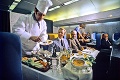 Lietanie bolo kedysi sviatkom: Vyfintení cestujúci a jedlo, o akom sa vám môže iba snívať!