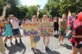 Tisícky ľudí pochodovali za práva sexuálnych menšín: Takto to vyzeralo v uliciach Bratislavy