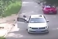 Žena neposlúchla varovanie, aby zostala v aute: Krutá smrť zachytená na kameru!