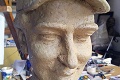 Saganovu sochu stopli krátko pred dokončením: Pozrite si kontroverzné dielo, ktoré malo zdobiť Žilinu!