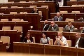 Chaotickú schôdzu riešil Danko až zo Štrasburgu: Záhada podpisu predsedu parlamentu!