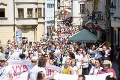 Drsný začiatok slovenského predsedníctva: Protesty aj odvolávanie premiéra!