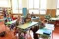 Základná škola v Sokolovciach je v katastrofálnom stave: Deti sa učia ako v stredoveku!