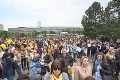 Protesty za vyššie platy pokračujú: Do ulíc vyšli tisícky učiteľov!