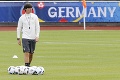 Tréner Nemcov Joachim Löw sa aj takto pripravuje na Slovákov: Bazén, golf aj sex!