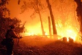 Kvôli požiarom evakuovali už stovky ľudí: 500 hasičov zúfalo bojuje so živlom