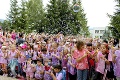 Poriadne mokrý slovenský rekord: Bubliny naraz fúkalo 256 ľudí