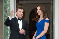 Vojvodkyňa oslnila v modrých šatách: Obtiahnutá róba ukázala to, čo sa Kate snaží zakryť