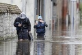 Francúzsko zápasí so záplavami: Museli evakuovať obyvateľov, školy rušia vyučovanie