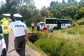 Tragická nehoda autobusu s kamiónom pri Krupine: Starenka vyletela cez okno, šofér bojuje o život!