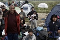 Tábor v Idomeni sa vyprázdňuje: Odviezli ďalších migrantov!