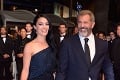 Mel Gibson sa ukázal s krásnou frajerkou: Tipnete si, aký je medzi nimi vekový rozdiel?