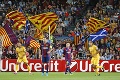 Po nátlaku fanúšikov Barcelony súd zákaz zrušil: Vojna vlajok!