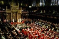 Alžbeta II. slávnostne otvorila zasadanie parlamentu: Vyzýva do boja proti obezite