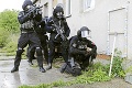 Veľký zásah kukláčov na južnom Slovensku: Zadržali páchateľov mafiánskych vrážd!?