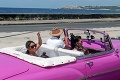 Kardashian-Westovci spoznávajú Kubu: Pozrite sa, na akom fáre prišli!