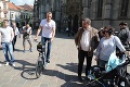 Košickí policajti majú novinku: Zločincov budú chytať na kolobežkách!