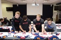 Slovenskí hokejisti sa zberajú do Ruska: V Bratislave sa zahrievali podpisovaním!