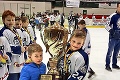 Hokejista Bartovič má o nasledovníkov postarané: Už aj synovia zbierajú trofeje!