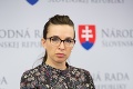 Poslankyňa Simona Petrík rieši osobný škandál: Do pléna ma nepustili s bábätkom!