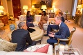 Kamufláž pri návšteve Obamu im nevyšla: William a Kate to chceli zakryť, no fotka ich odhalila!