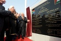 Pocta pre Nelsona Mandelu: V Ramalláhu mu postavili šesťmetrovú bronzovú sochu
