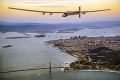 Stroj, ktorý neminie ani kvapku paliva: Solar Impulse 2 pristál v Kalifornii!