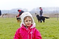 Dvojročná Betka je najmenšia cvičiteľka psov na Slovensku: 60-kilový chlpáč ju poslúcha na slovo!