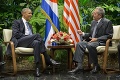 Historická návšteva: Obama sa stretol s Raúlom Castrom na Kube!