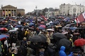 Tisíce maďarských učiteľov opäť protestovali: Toto nie je o mzdách!