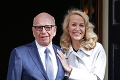 Magnát Ruppert Murdoch sa oženil s modelkou Jerry Hall: Nevesta prekvapila outfitom!