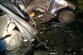 Smrteľná nehoda pri Trnave: Dvaja mladíci sa zrazili s autom, v ktorom cestovala rodina s deťmi!