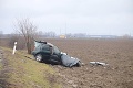 Čelná zrážka dvoch osobných áut: Jeden zo šoférov po nehode nafúkal!