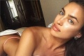 Ronaldova bývalka provokuje na instagrame: Pozdrav od Iriny hore bez!