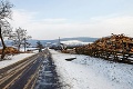 Motoristi v Malej Tŕni si po mesiaci vydýchli: Varehove stavby zlikvidovali za 9 hodín!