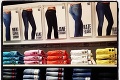 Kupovanie nohavíc patrí k najväčším hororom: 10 vecí, ktoré zažil každý, kto nosí džínsy