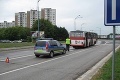 Bratislava: Z autobusu MHD vypadol motor