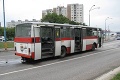 Bratislava: Z autobusu MHD vypadol motor