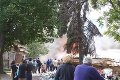 Z požiaru domu s Rómami v Topoľčanoch obvinili Libora