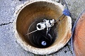 V obci bez vodovodu je odkázaný na vlastnú studňu: Úžitkovú vodu používal ako pitnú!
