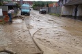 Búrky a prívalové dažde ničili Slovensko: Nánosy bahna v Hlohovci, zaplavené ulice v Šaštíne-Strážach
