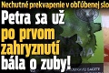 Nechutné vytriezvenie už na začiatku: Po prvom súste do obľúbenej slovenskej bagety sa bála o zuby!