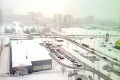 Čitatelia posielajú FOTO zo všetkých kútov krajiny: Na Slovensko sa valia tony snehu!