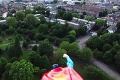 Najlepšie využitie drona: Londýn je pod ochranou Supermana!