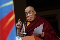 Dalajláma už nechce byť politikom: Predložil návrh na svoje odstúpenie