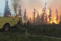 Kanadu zasiahli mohutné lesné požiare: Z domovov museli utiecť tisícky ľudí