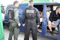 Migranti sa snažia dostať na Slovensko: V Bratislave ich odhalili colníci, na východe policajti!