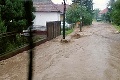 Slováci zachytili ničivú dažďovú smršť na fotkách: Mali sme tu záplavy aj sneh, aký bude víkend?