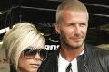 Rodinka Beckhamovcov sa vybrala člnkovať: Nadurdenú Victoriu program asi nebavil!