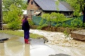 Rekordné zrážky zaplavili Slovensko: Veľká voda brala cesty, bude ešte horšie